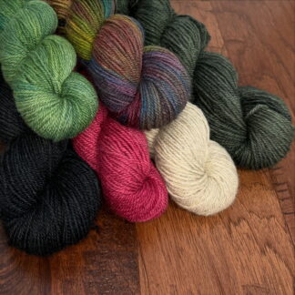 Finn Sheep Worsted Yarn